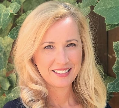 Elise Guedea Headshot