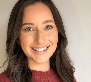 Katie Compton headshot