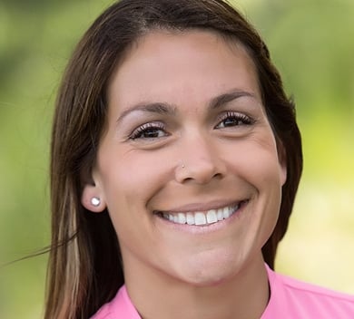 Shannon Martin Headshot